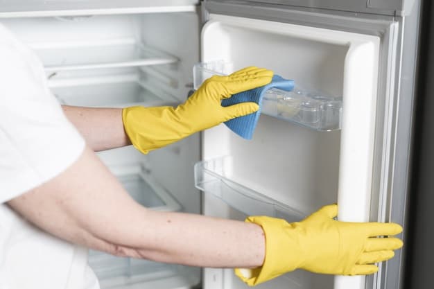 طرق تنظيف الثلاجة بأدوات سهلة